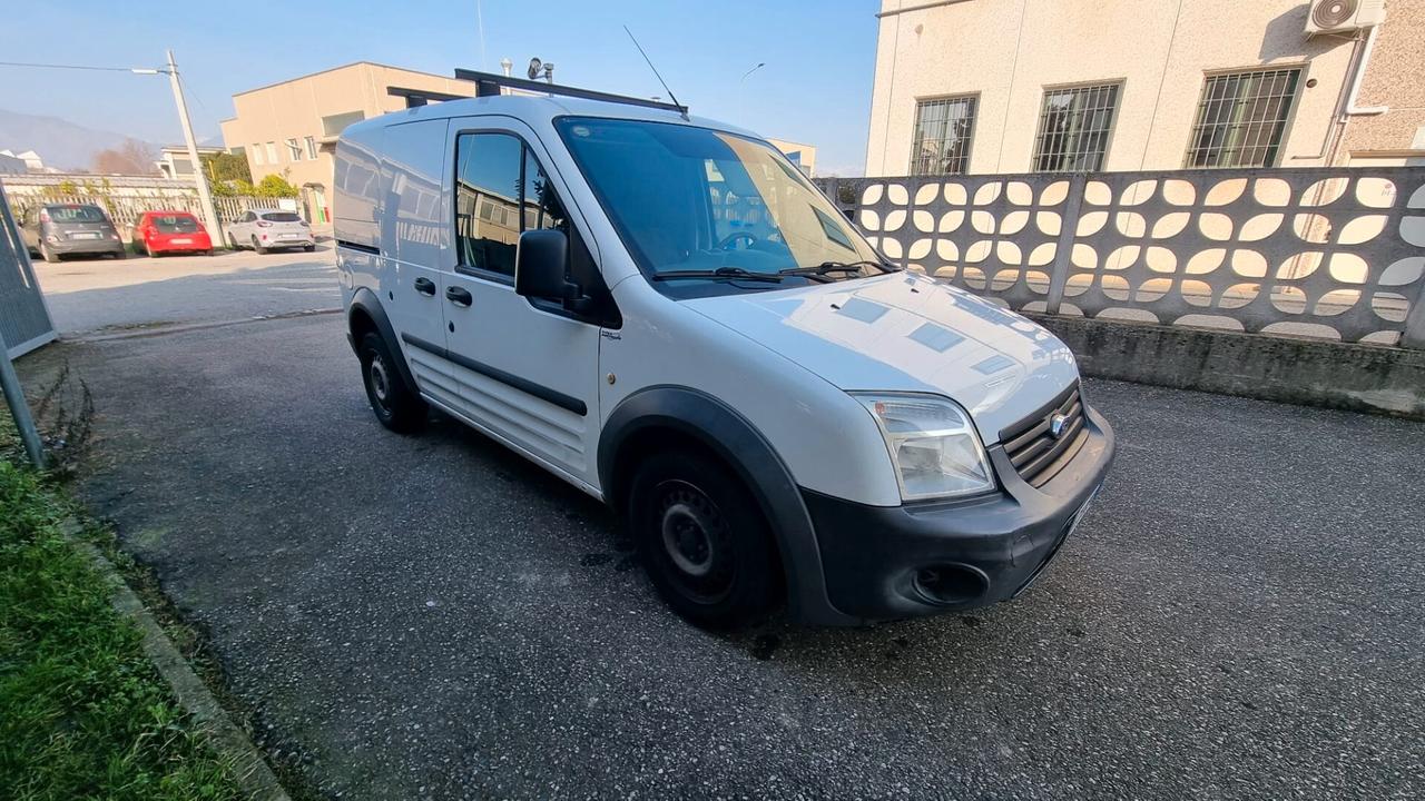 Ford Transit Connect 230L 1.8 TDCi