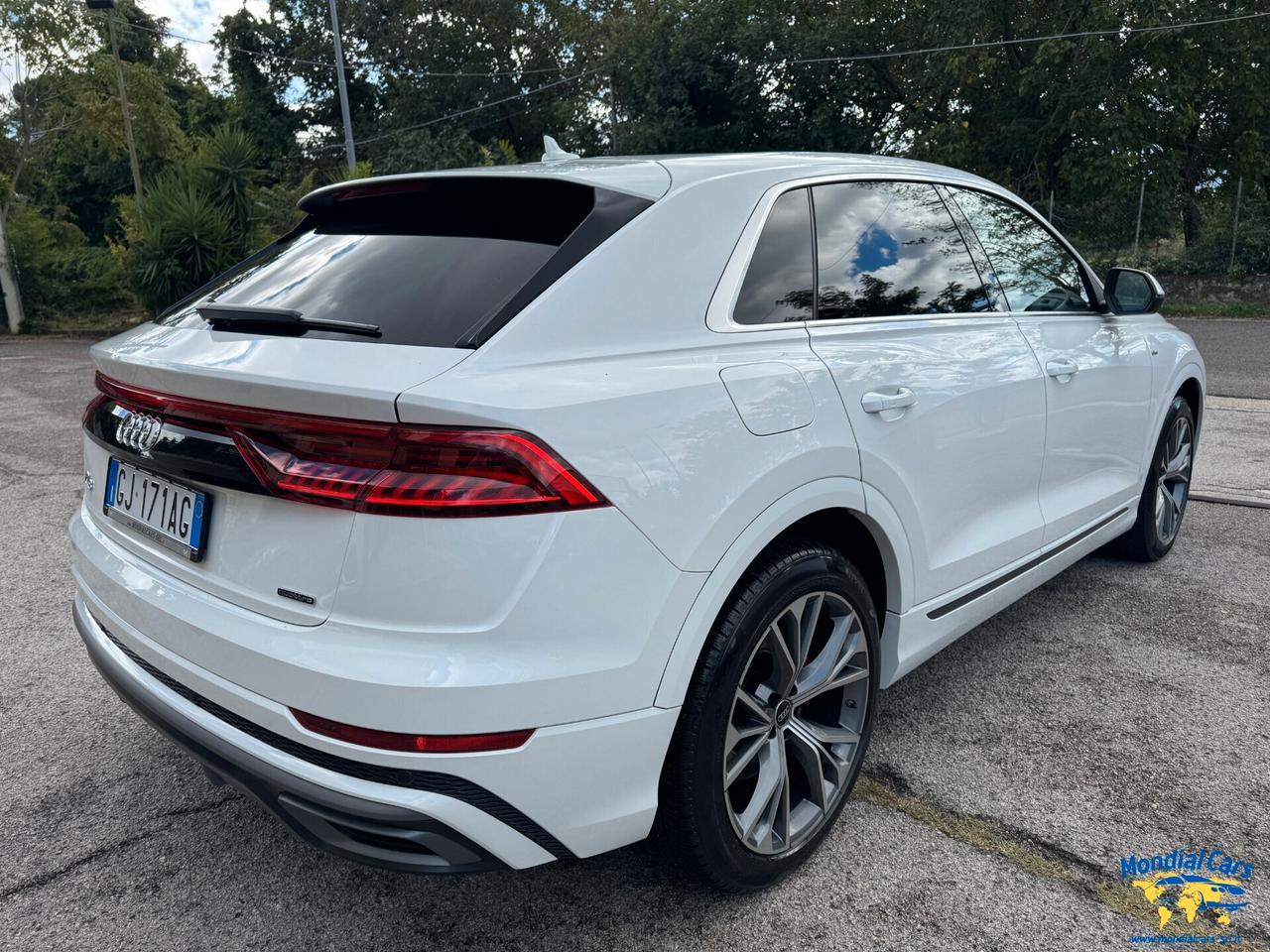 Audi Q8 45 TDI quattro tiptronic Sport