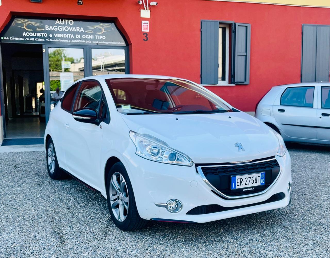 Peugeot 208 1.2 VTi S 82 CV 3 porte