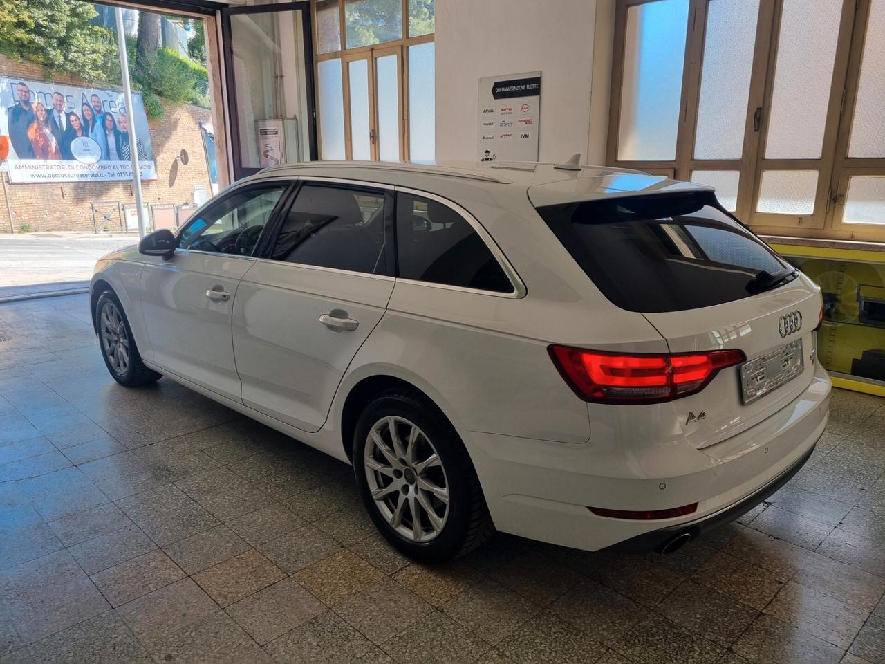 Audi A4 Avant 2.0 TFSI g-tron Business Sport