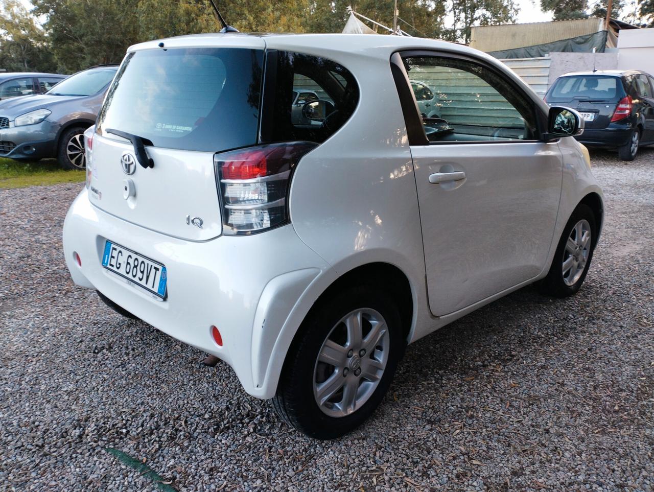 Toyota iQ 1.0 High