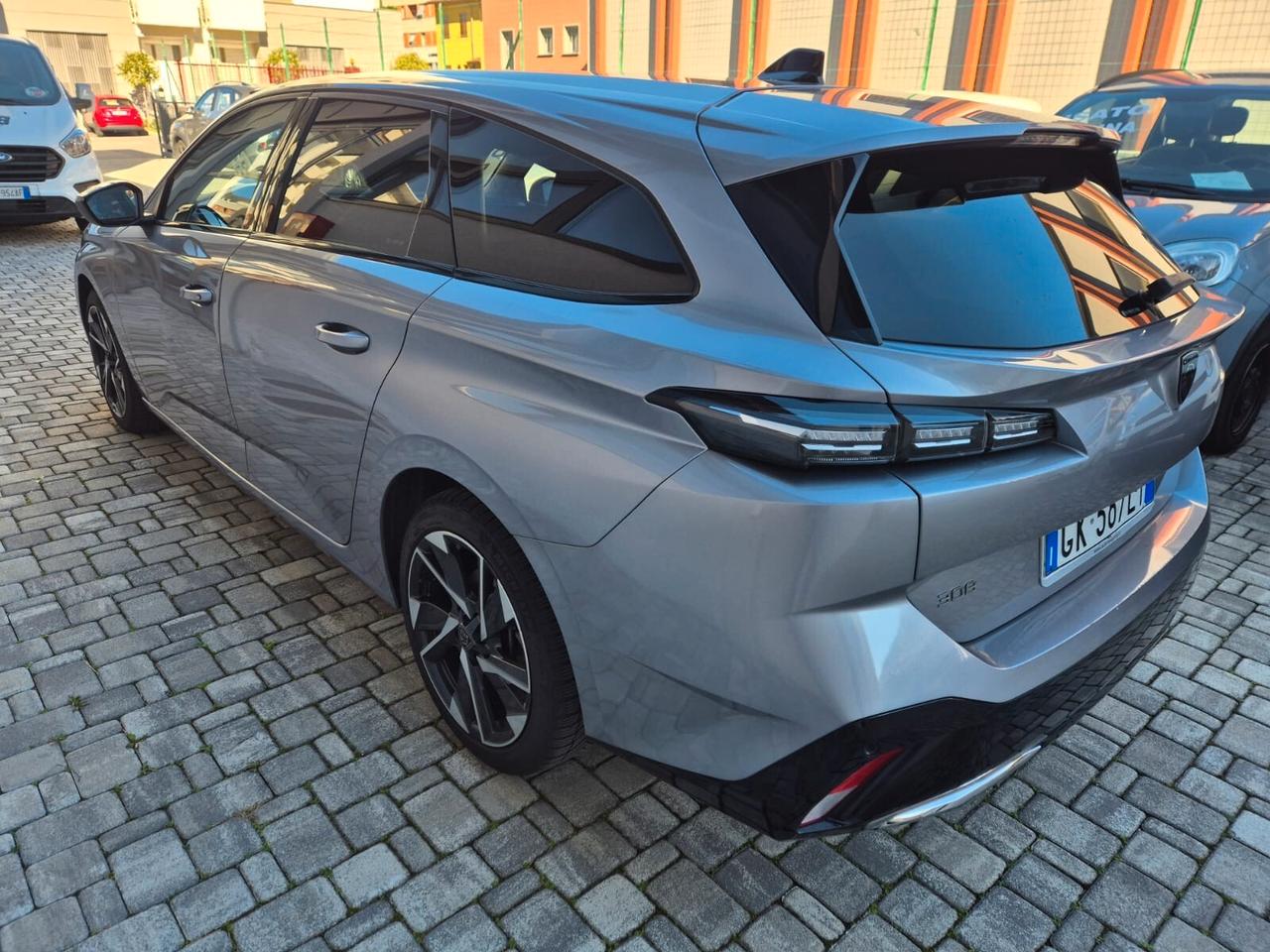 Peugeot 308 BlueHDi 130 S&S SW Allure