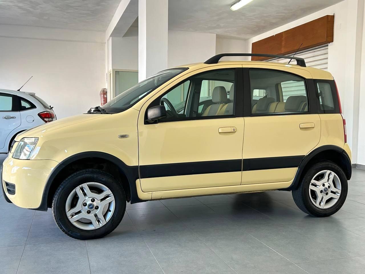 Fiat Panda 1.2 4x4 Climbing