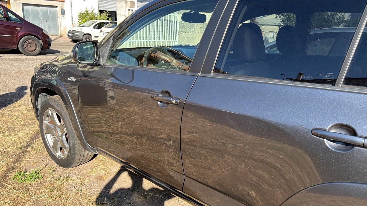 Toyota RAV 4 RAV4 Crossover 2.2 D-Cat A/T 150 CV Executive