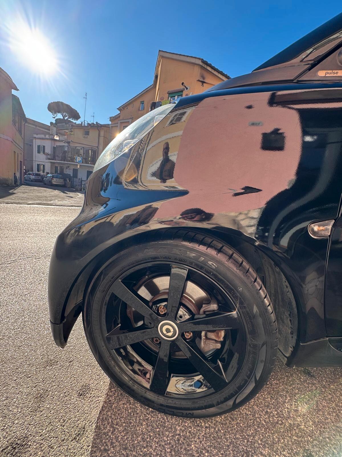 Smart ForTwo 0.8 diesel 45 cv cabrio pulse cdi PREZZO PROMO NATALIZIA, UNICA, NEOPATENTATI, TOTAL BLACK, 30 KM/L, OTTIME CONDIZIONI