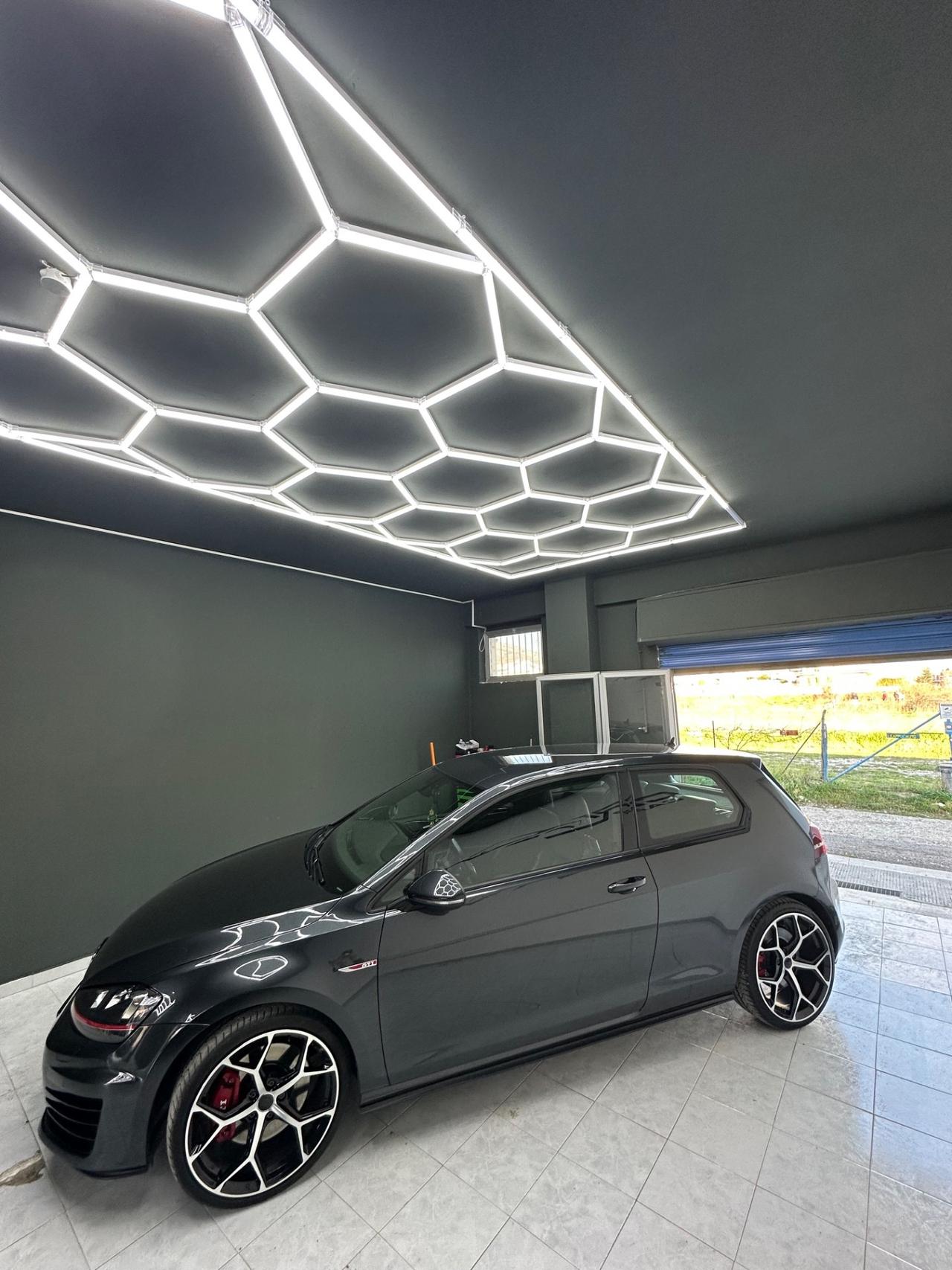 Volkswagen Golf GTI Performance 2.0 TSI 230 cv 3p