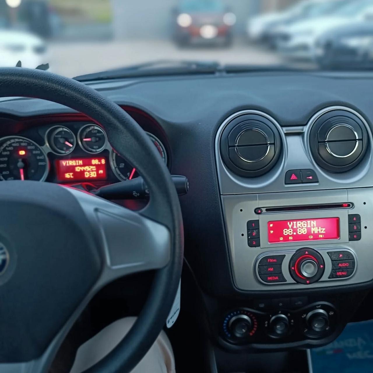 Alfa Romeo MiTo 1.4 78 CV BLACKLINE