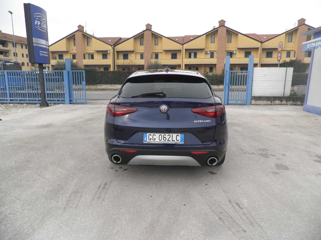 Alfa Romeo Stelvio 2.2 t Business rwd 190cv auto