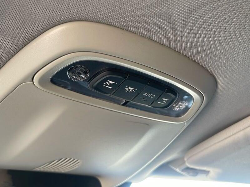 Volvo XC90 II 2015 2.0 d4 Business Plus geartronic