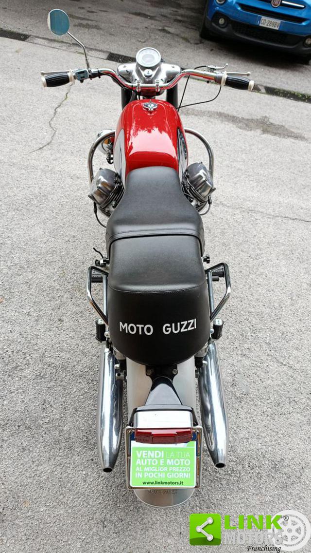 MOTO GUZZI V7 700 prima serie
