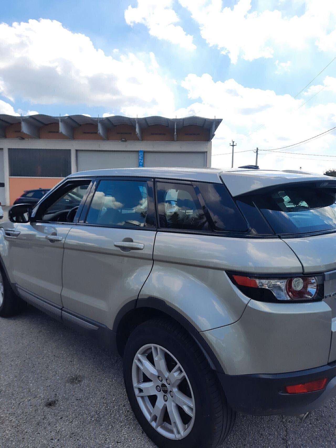 Land Rover Range Rover Evoque Range Rover Evoque 2.2 TD4 5p. Dynamic