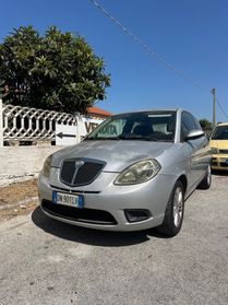 Lancia Ypsilon 1.3 MJT 75 CV Platino NEOPATENTATI PRONTA CONSEGNA