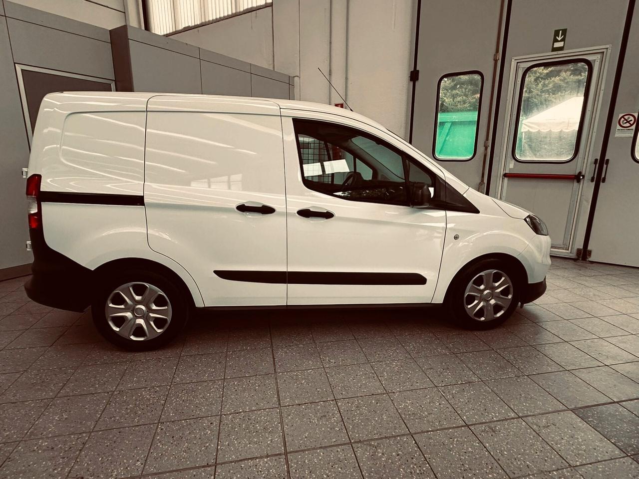 Ford Transit Courier 1.5 TDCi 75CV Van Trend