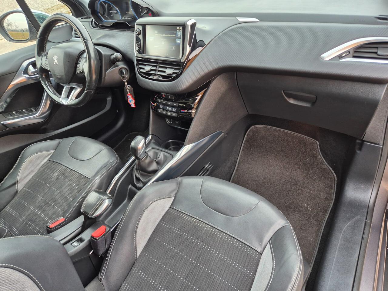 Peugeot 2008 PureTech 82 Allure