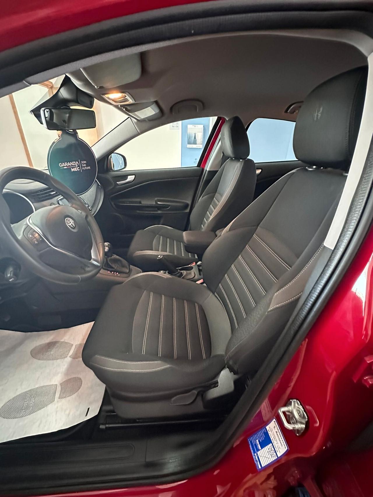 Alfa Romeo Giulietta 1.6 JTDm TCT 120 CV Sportiva