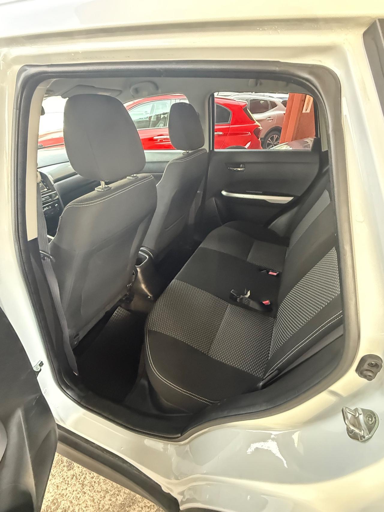 Vitara 1.6 DDiS 4x4 AllGrip-unipro-rate-garanzia-E6