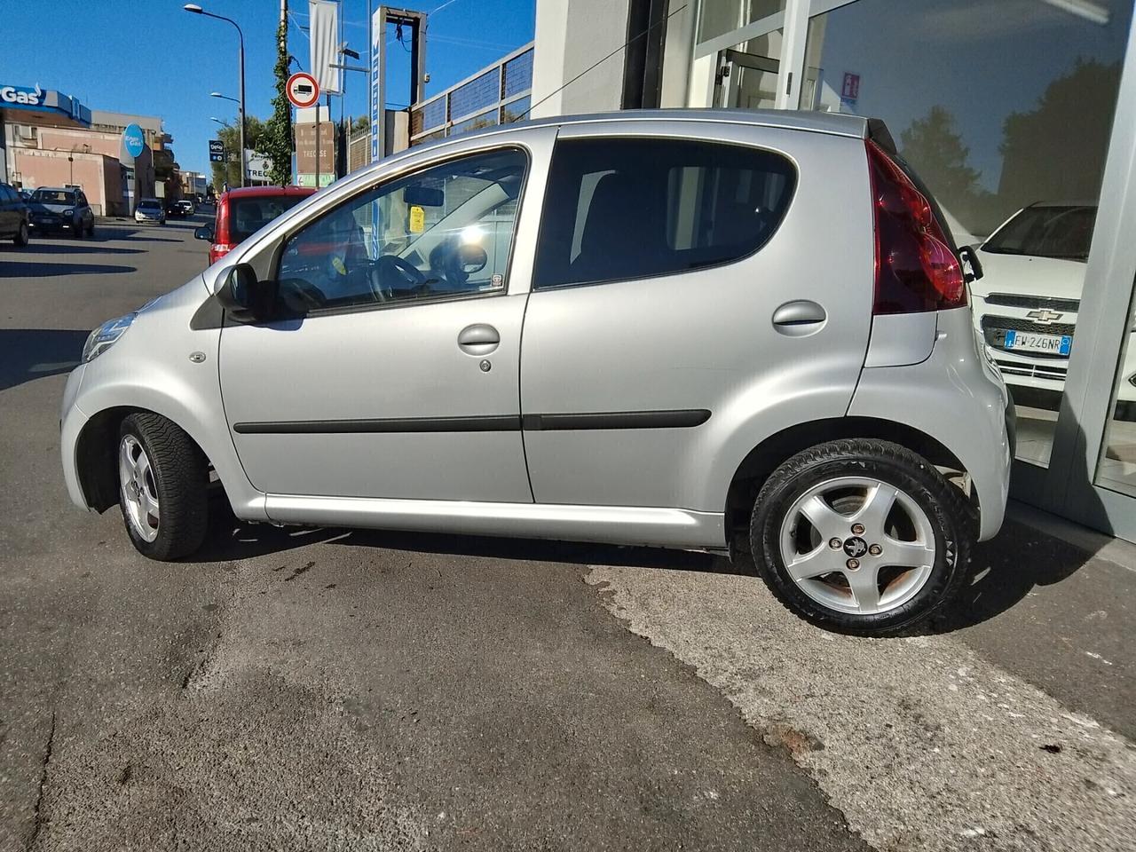 Peugeot 107 1.0 68CV 5p. Active