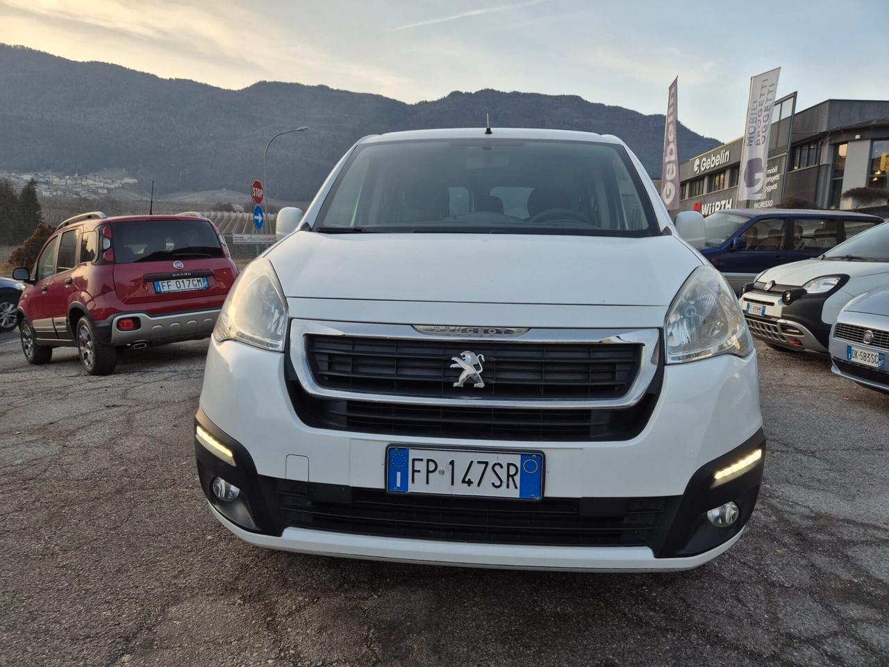 PEUGEOT PARTNER 5 POSTI 4X4