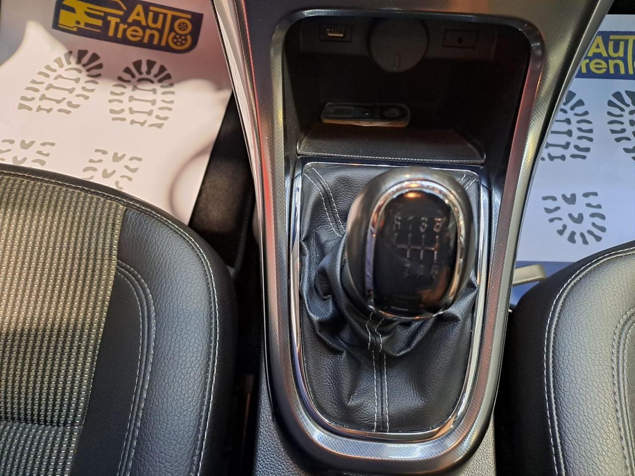 Opel Astra 1.4 Turbo 140CV berlina 110.000 km