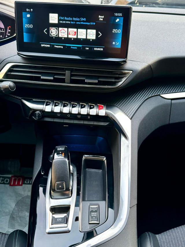 PEUGEOT 3008 1.5 ALLURE *OTTIME CONDIZIONI*