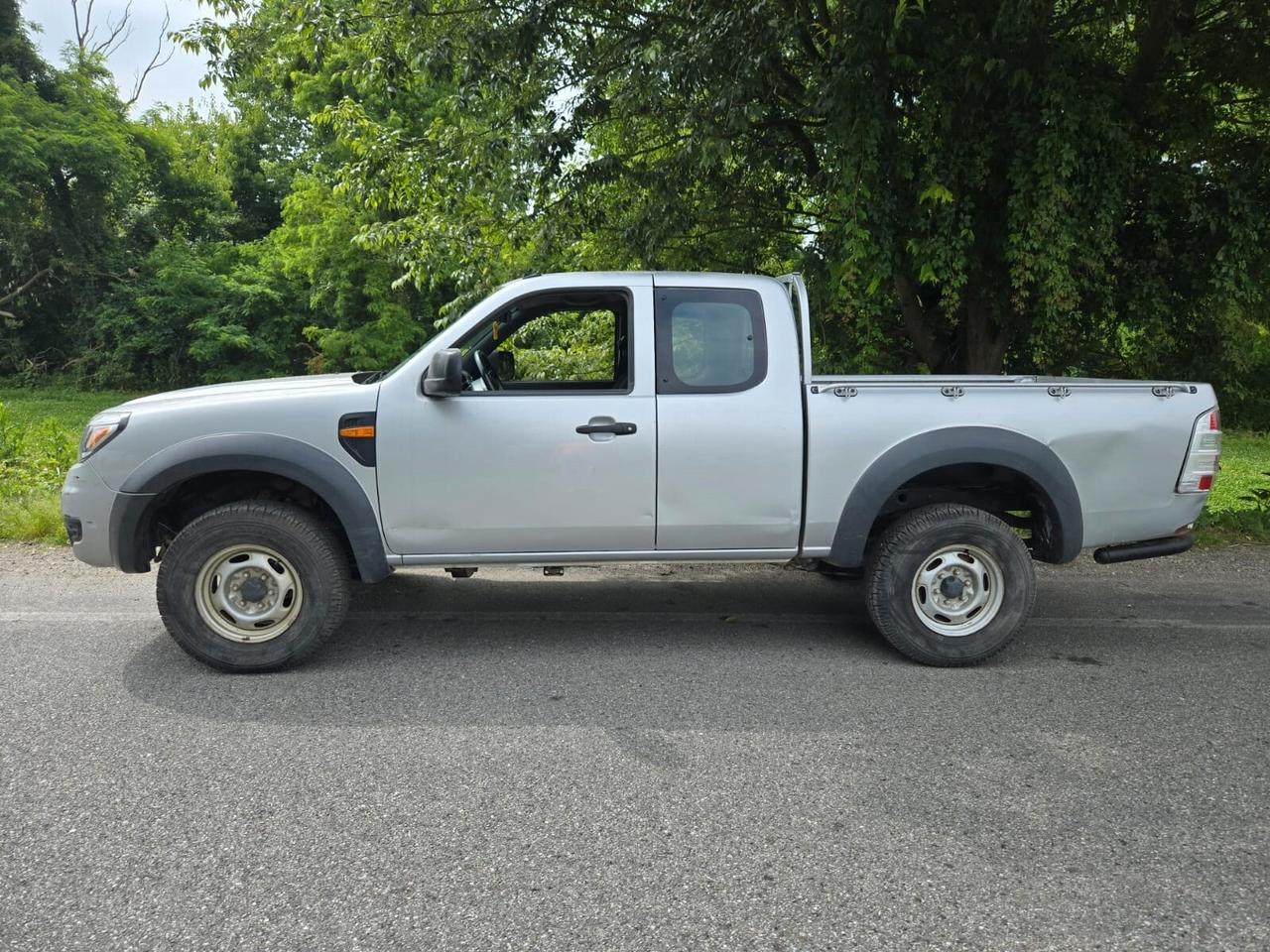 Ford Ranger 2.5 TDCi Super Cab XL 4p.ti