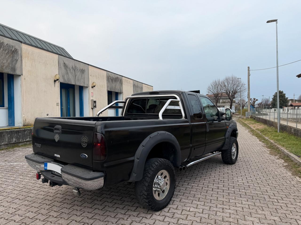 Ford F-250 5.4i V8 GPL 4X4 XLT 6Posti