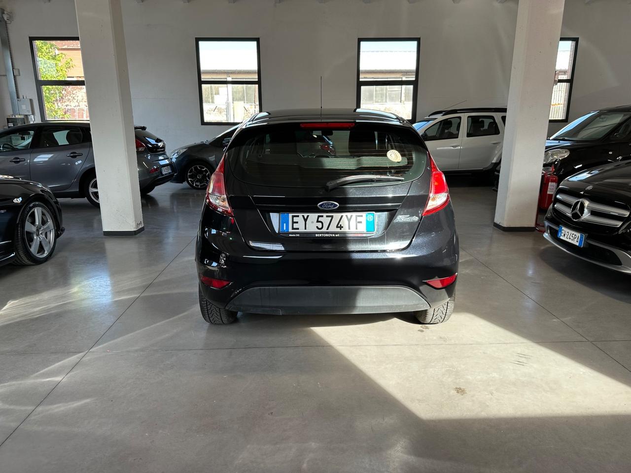 Ford Fiesta 1.2 60CV 5 porte Black & White Edition