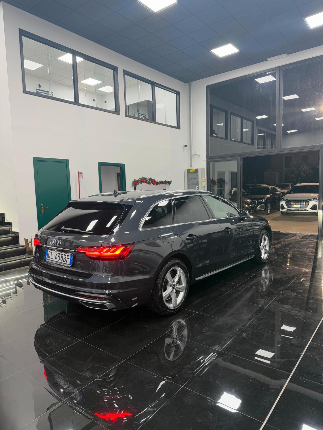 Audi A4 Avant 40 TDI S tronic Business