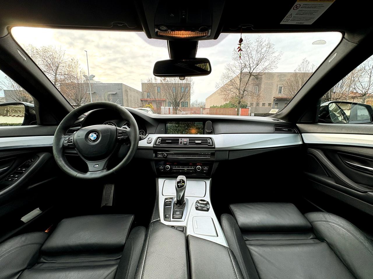 BMW 520D aut "M-SPORT"-Pelle,Nav,Tetto-2013