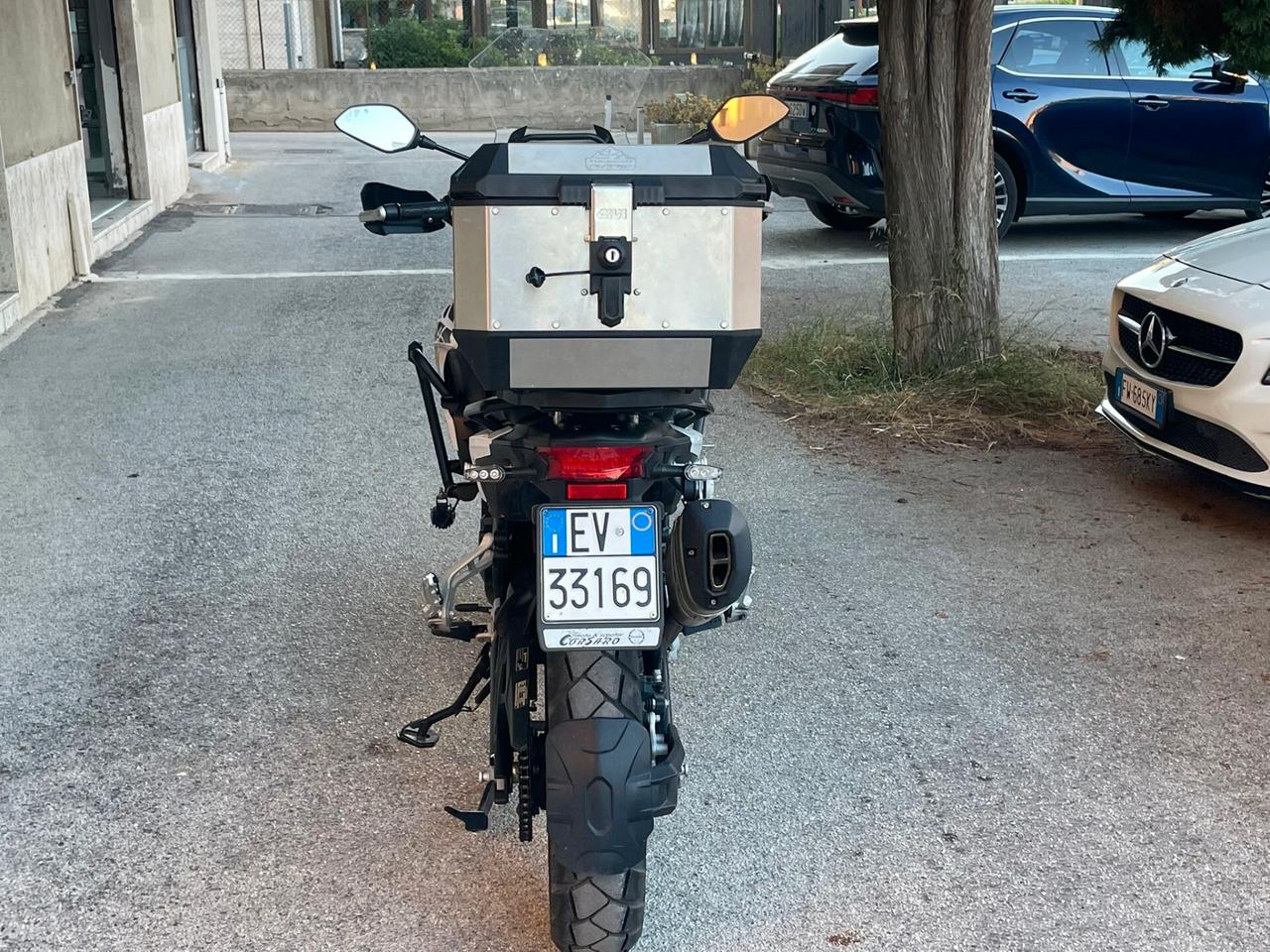 Benelli TRK 502