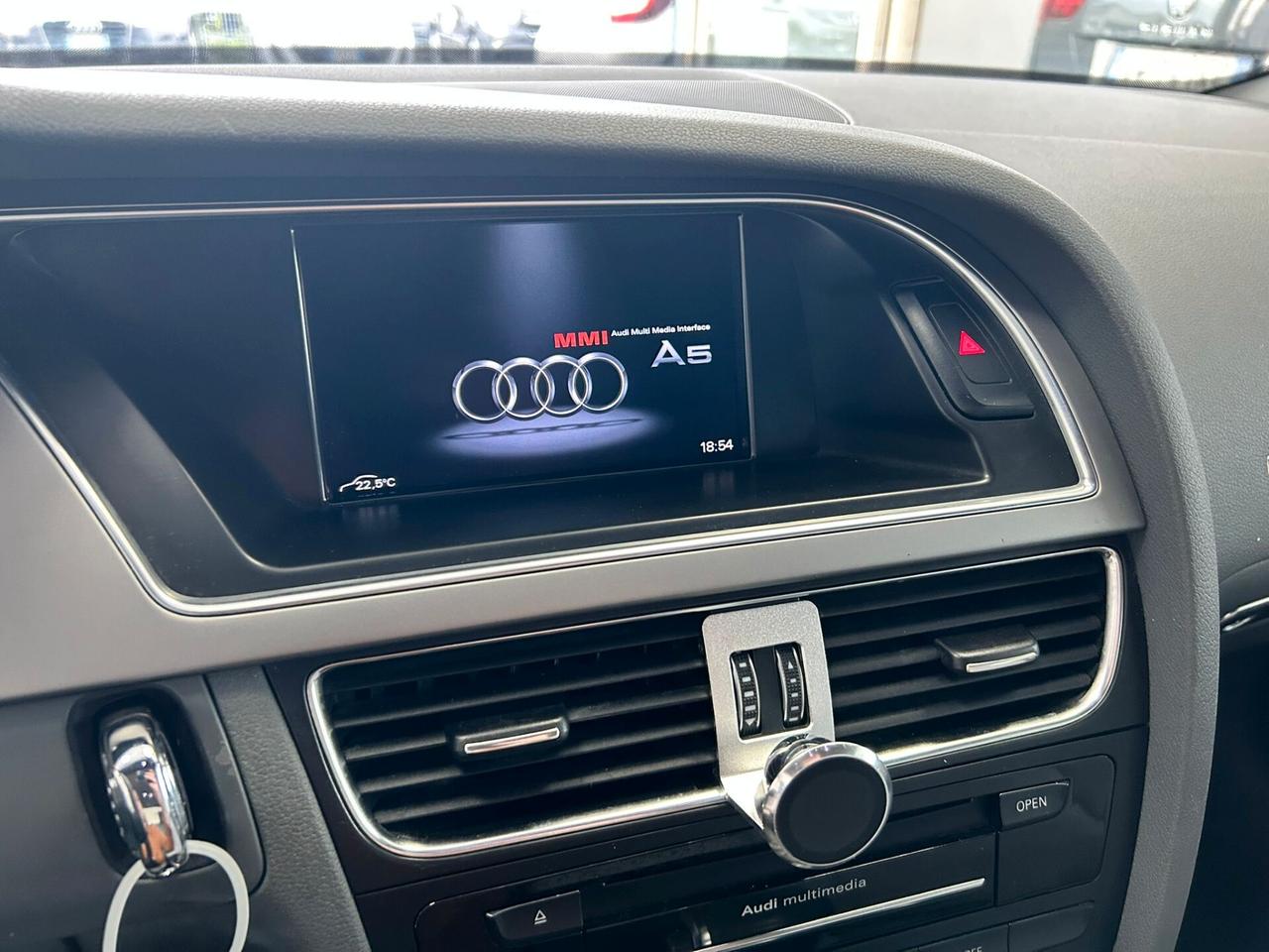 Audi A5 2.0D CABRIO 2012