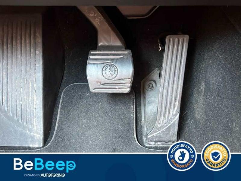 Alfa Romeo Stelvio 2.2 T B-TECH Q4 210CV AUTO