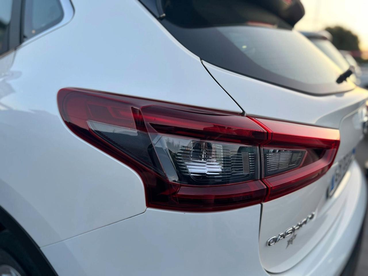 Nissan Qashqai 1.5 dCi 115 CV Business con telecamera posteriore