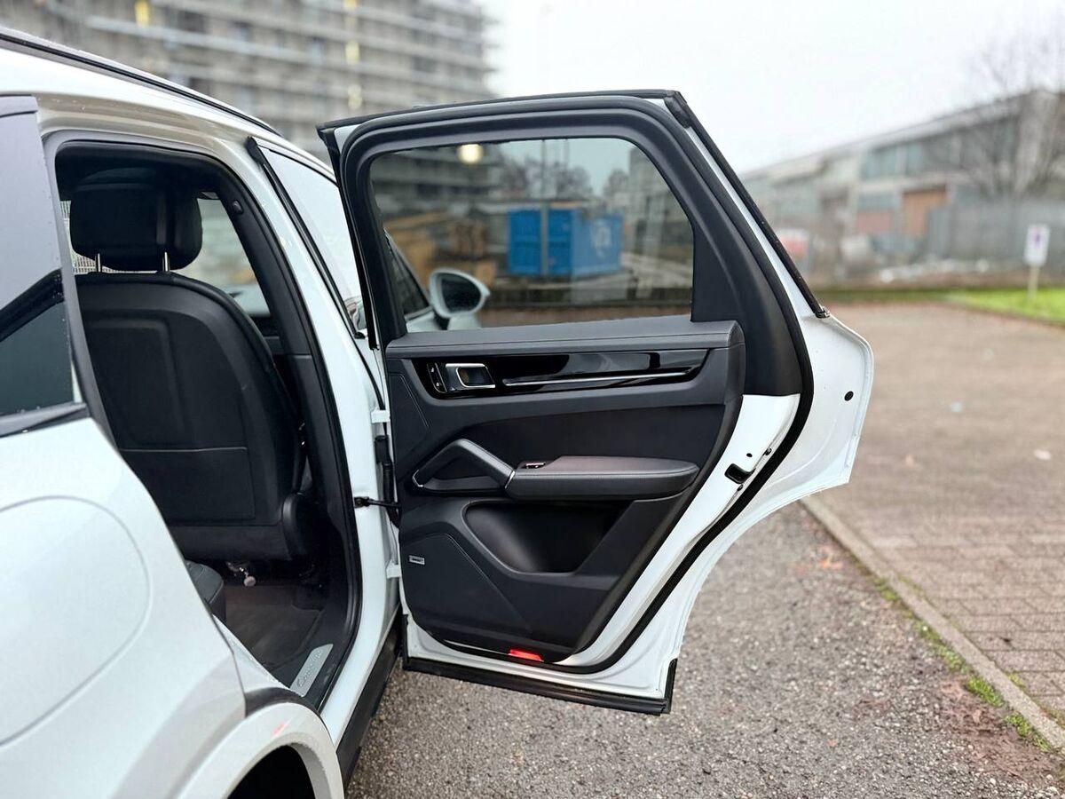 Porsche Cayenne 3.0 tiptronic