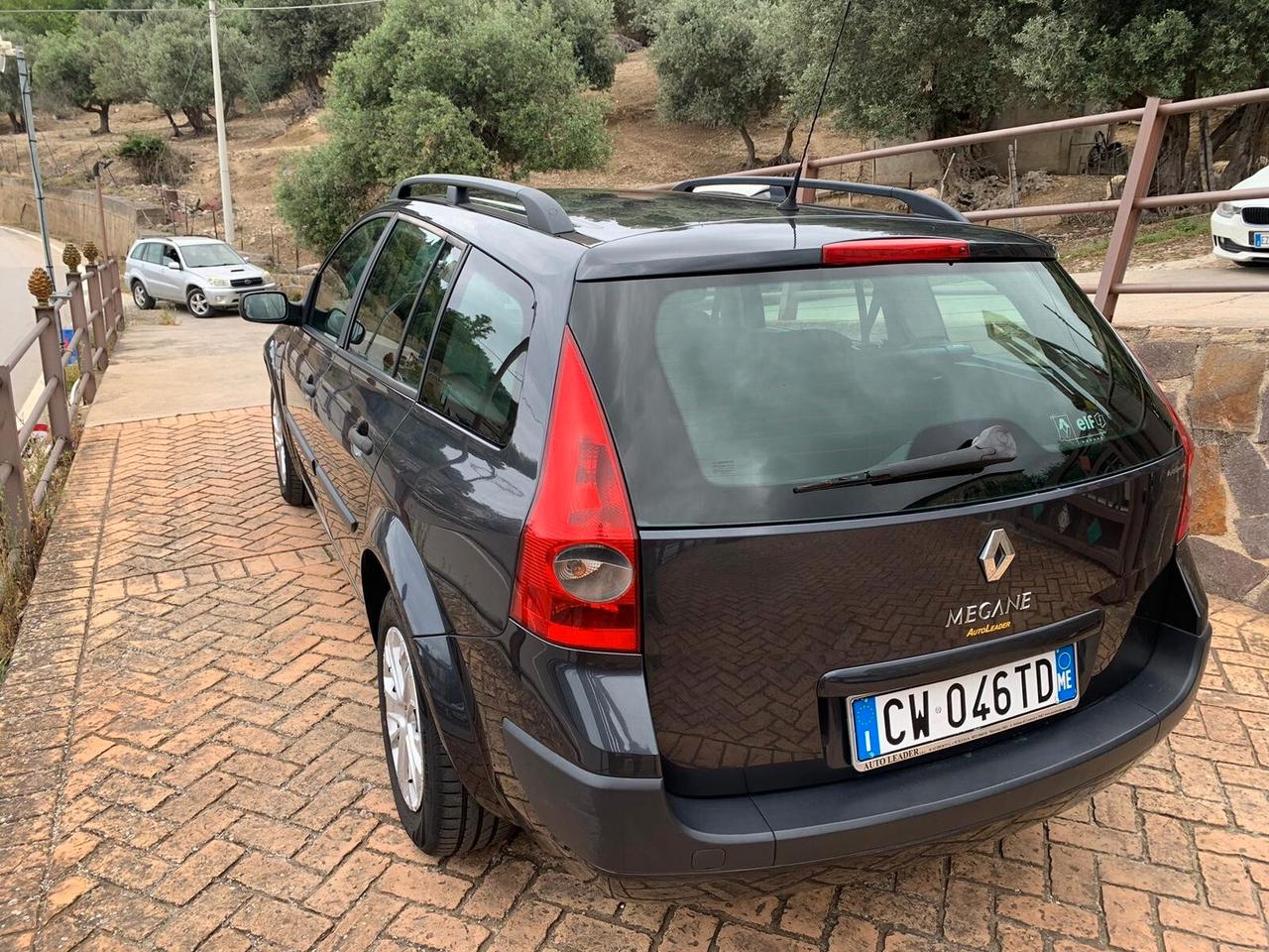 Renault Megane Mégane 1.5 dCi/100CV Grandtour Confort Dynamique