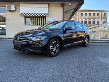 Volkswagen Passat Variant 1.6 TDI SCR DSG Business BMT
