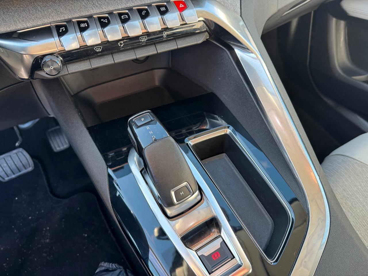 Peugeot 3008 BlueHDi 130 S&S Allure