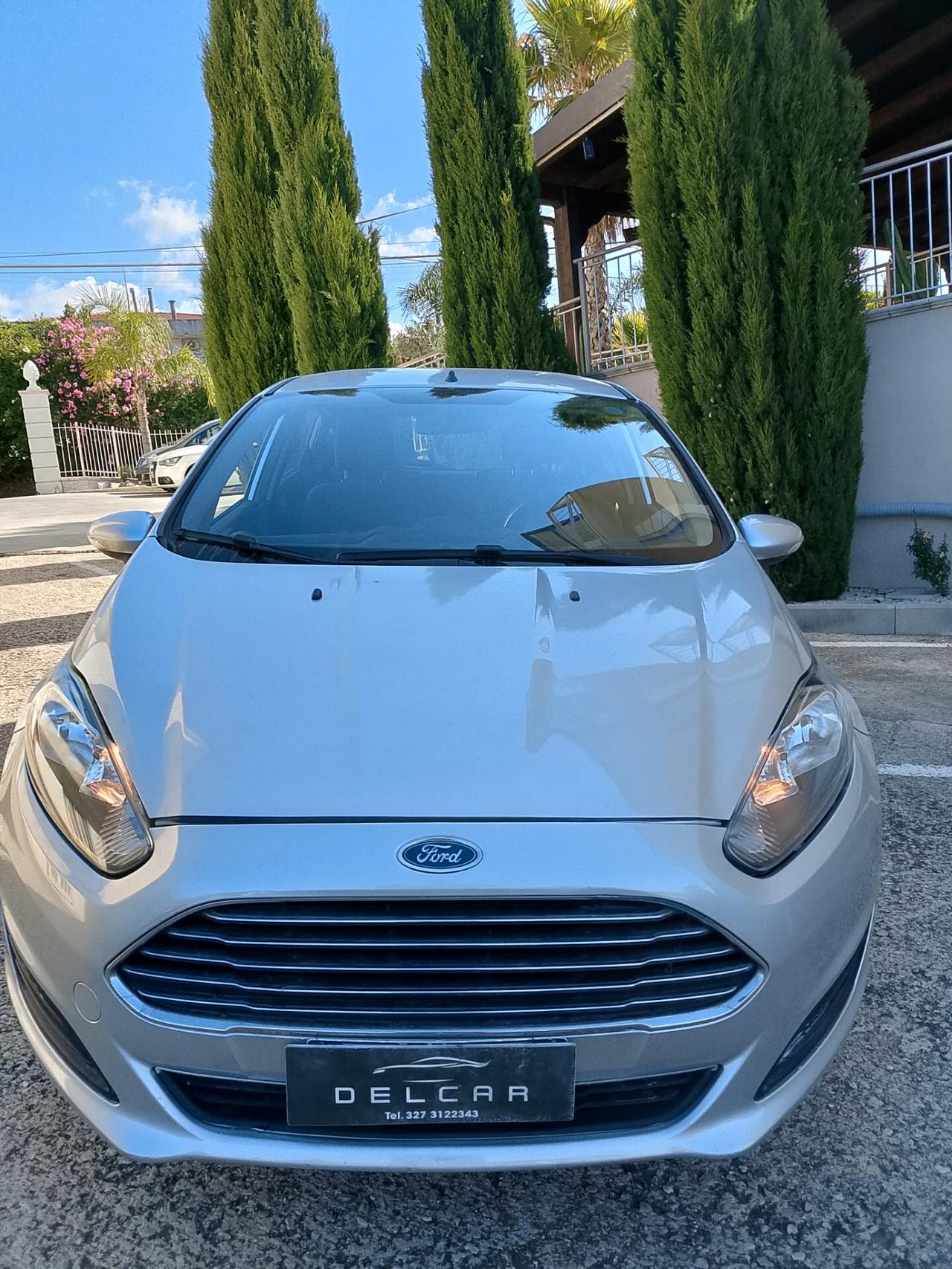 Ford Fiesta 1.2 60CV 5 porte Titanium