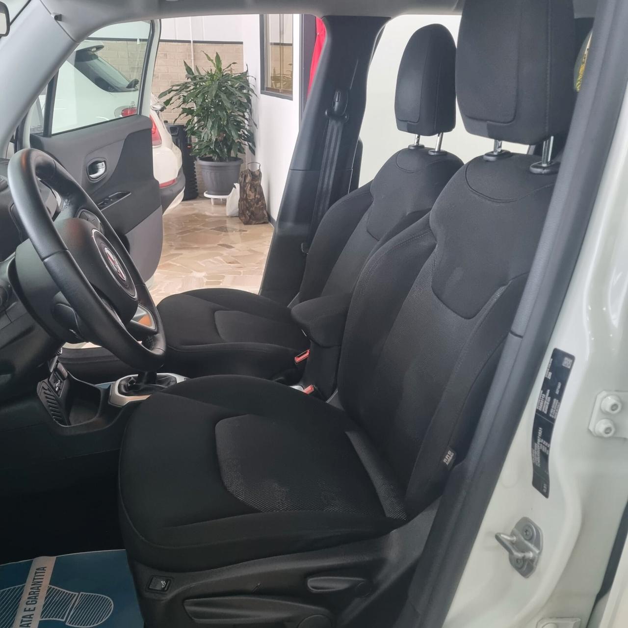 Jeep Renegade 1.6 Mjt 120 CV Longitude