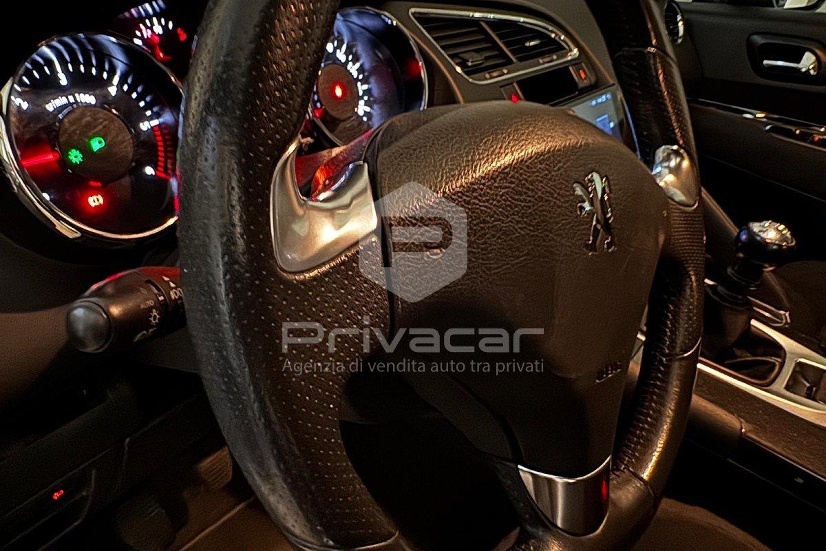 PEUGEOT 3008 1.6 HDi 115CV Style