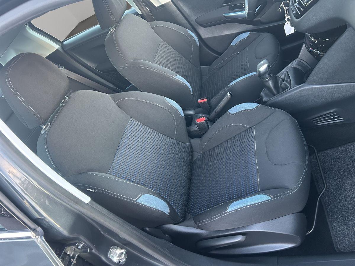 PEUGEOT - 208 - 1.4 HDi 68 CV 5p. Allure