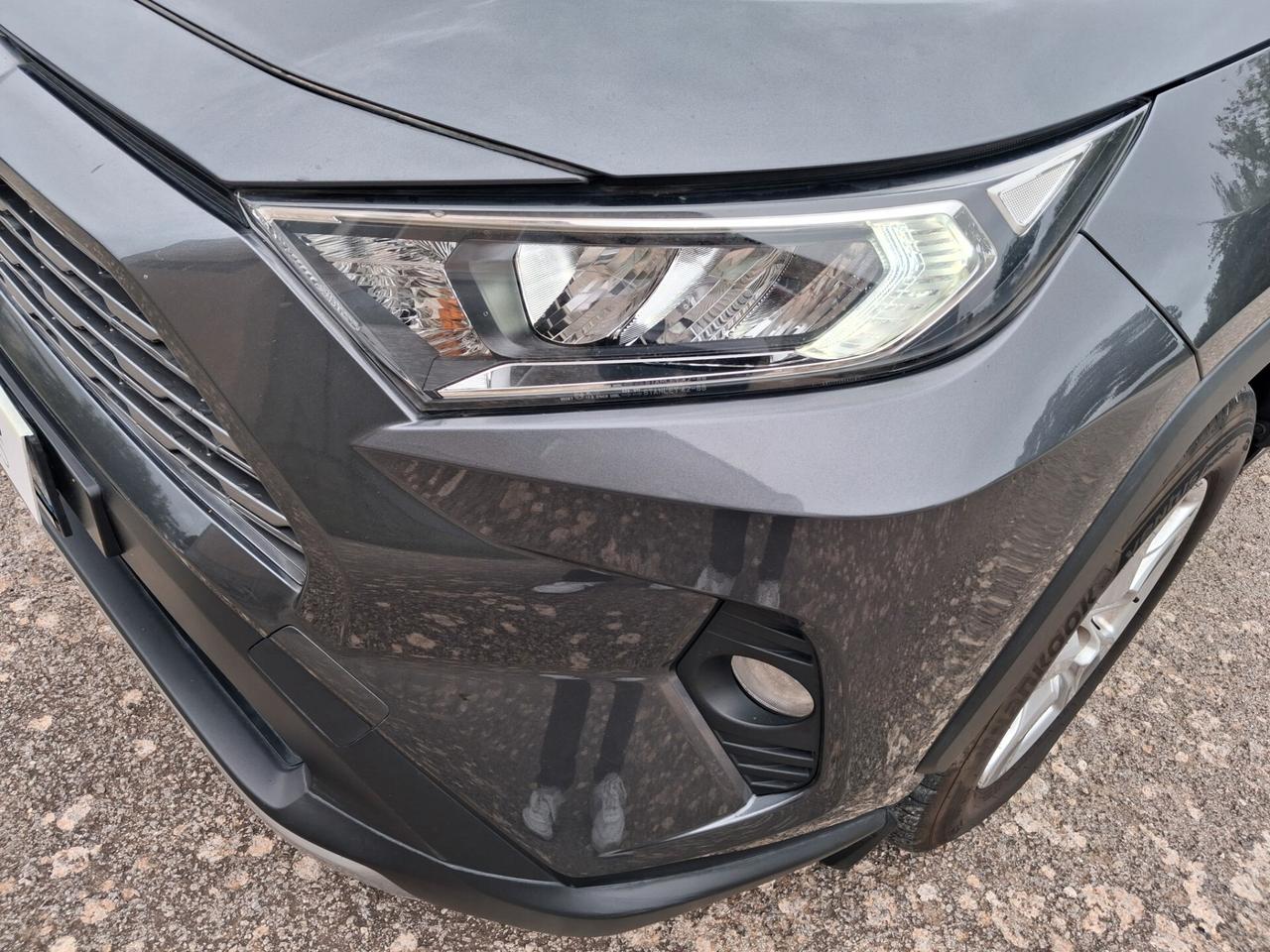 Toyota RAV 4 RAV4 E-CVT 2WD Active