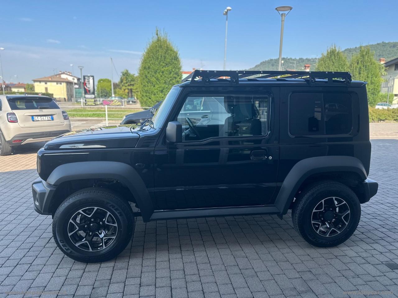 SUZUKI Jimny 1.5 5MT Easy PRO