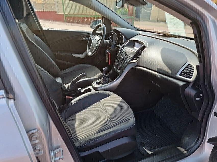 Opel Astra 1.7 CDTI 110CV Sports Tourer Cosmo