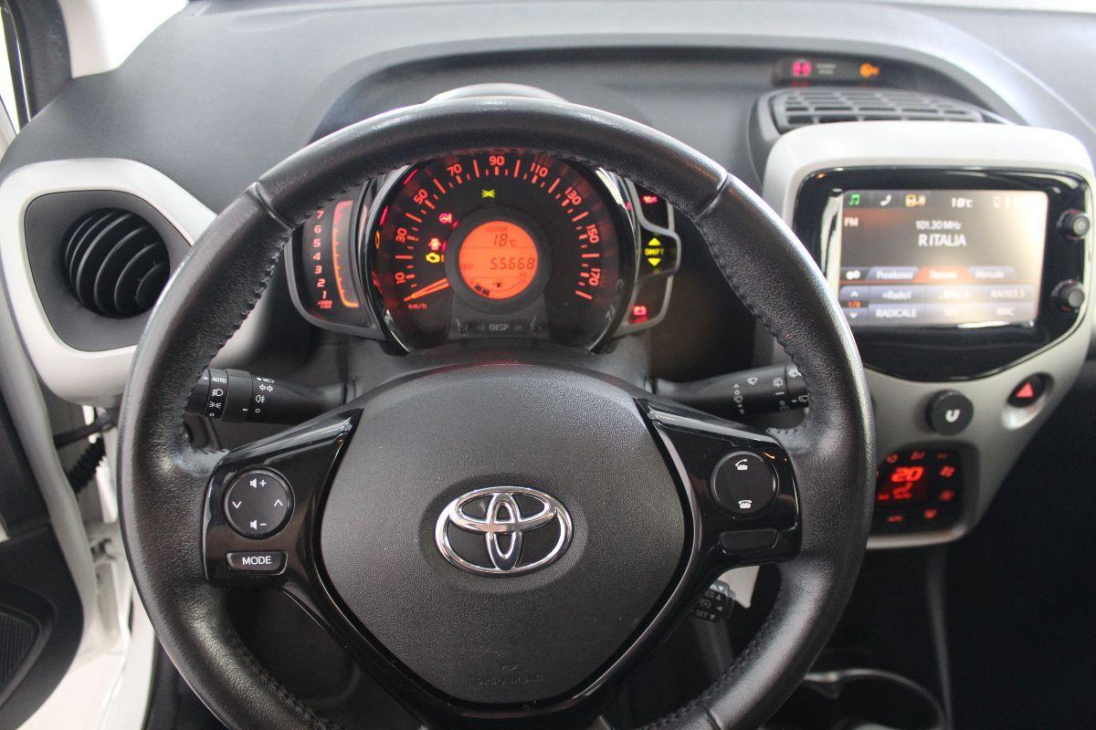 TOYOTA - Aygo - 1.0 VVT-i 72 CV 5p. x-business