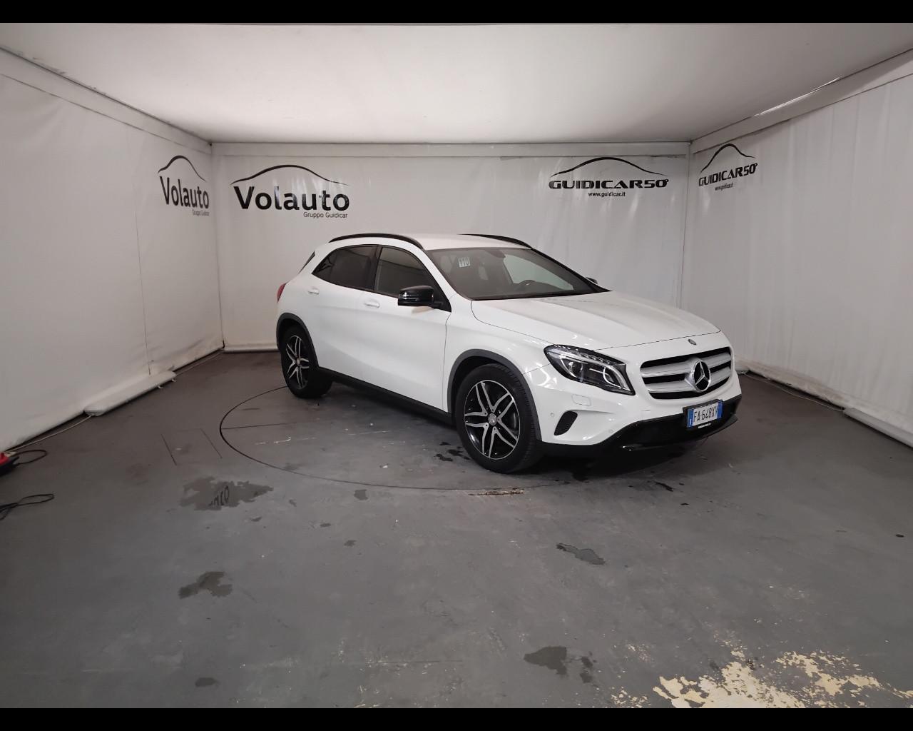 Mercedes-Benz GLA-X156 2014 - GLA 220 d (cdi) Sport 4matic 170cv auto