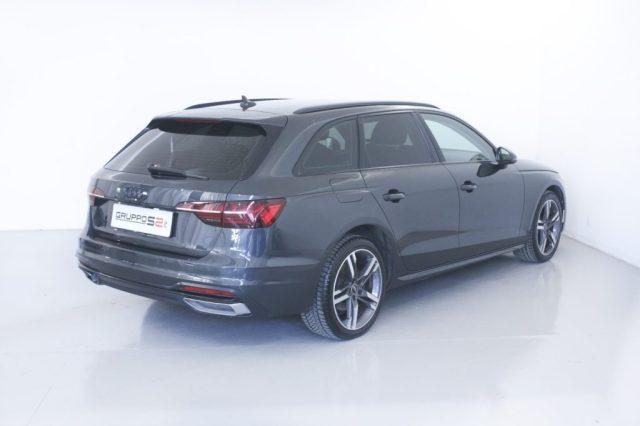 AUDI A4 Avant 40 TDI S tronic mhev Cerchi 18''/Pack black