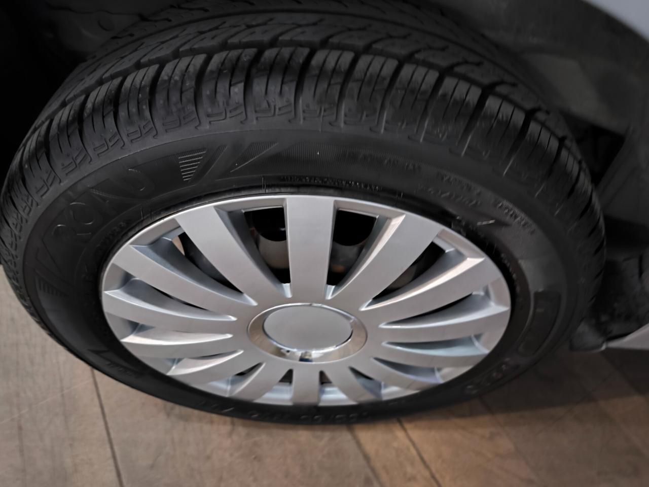 Peugeot 108 VTi 68 5 porte Active AUTOMATICA