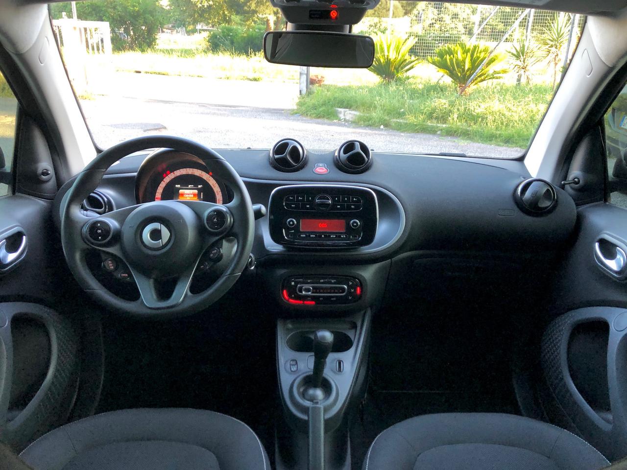 Smart ForTwo 70 1.0 Passion SOFT TOUCH PERMUTE NESSUN OBBLIGO DI FINANZIAMENTO GARANZIA