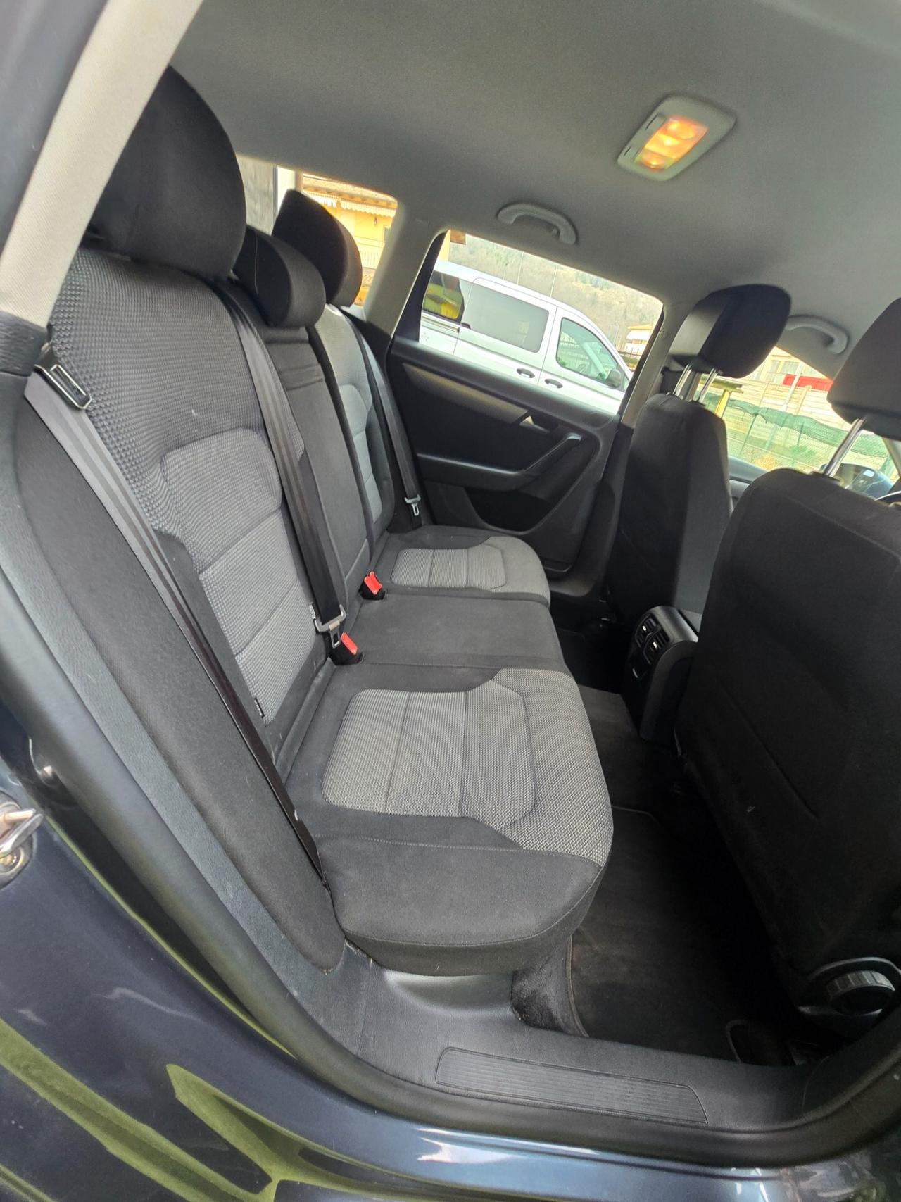 VW Passat Var. 1.6 TDI 105CV GARANZIA 12 MESI-2013